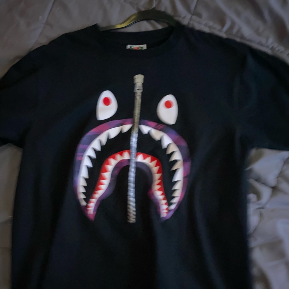 Bape Shark Tee 100% authentic
